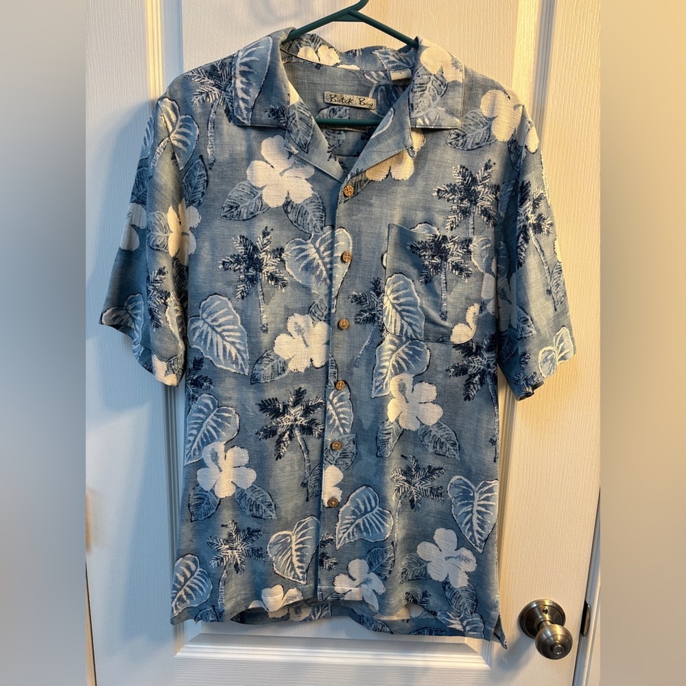 Batik Bay Silk Blend Hawaiian Shirt Button Down Collared Shirt Size S